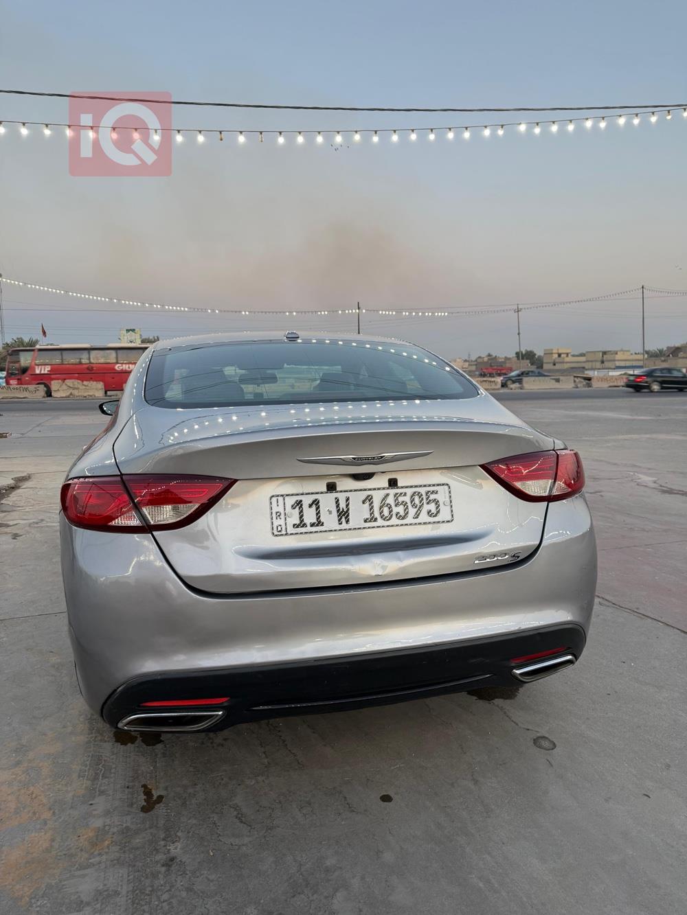 كرايسلر 200